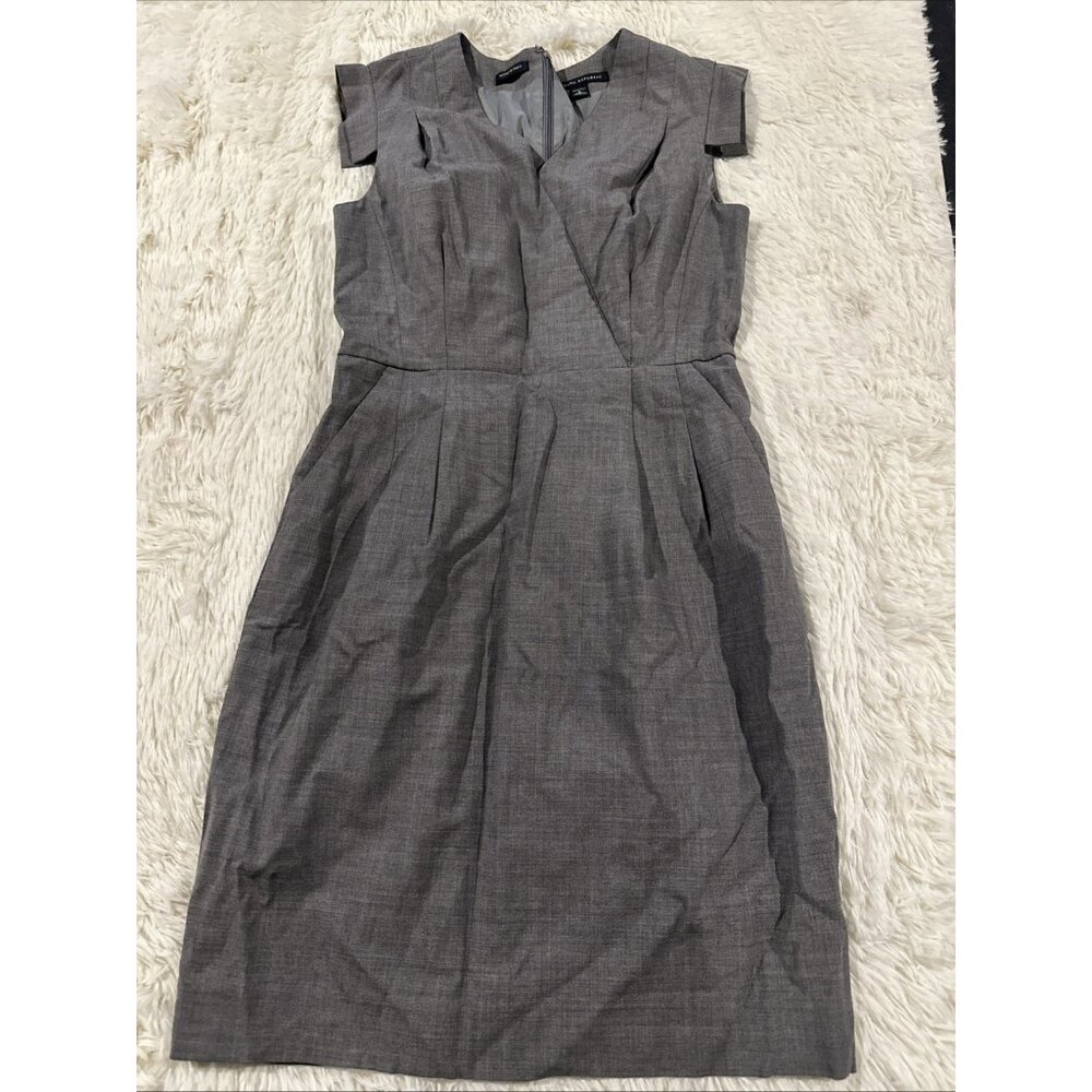 Banana Republic womens gray pencil dress 6 lined 96% virgin wool old money
